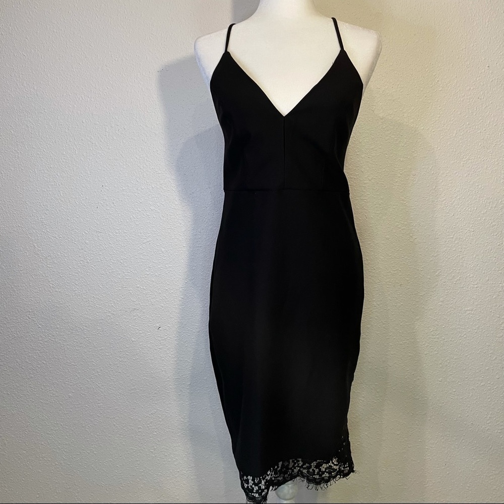 Black Lulu‘s Lace Dress (0084)